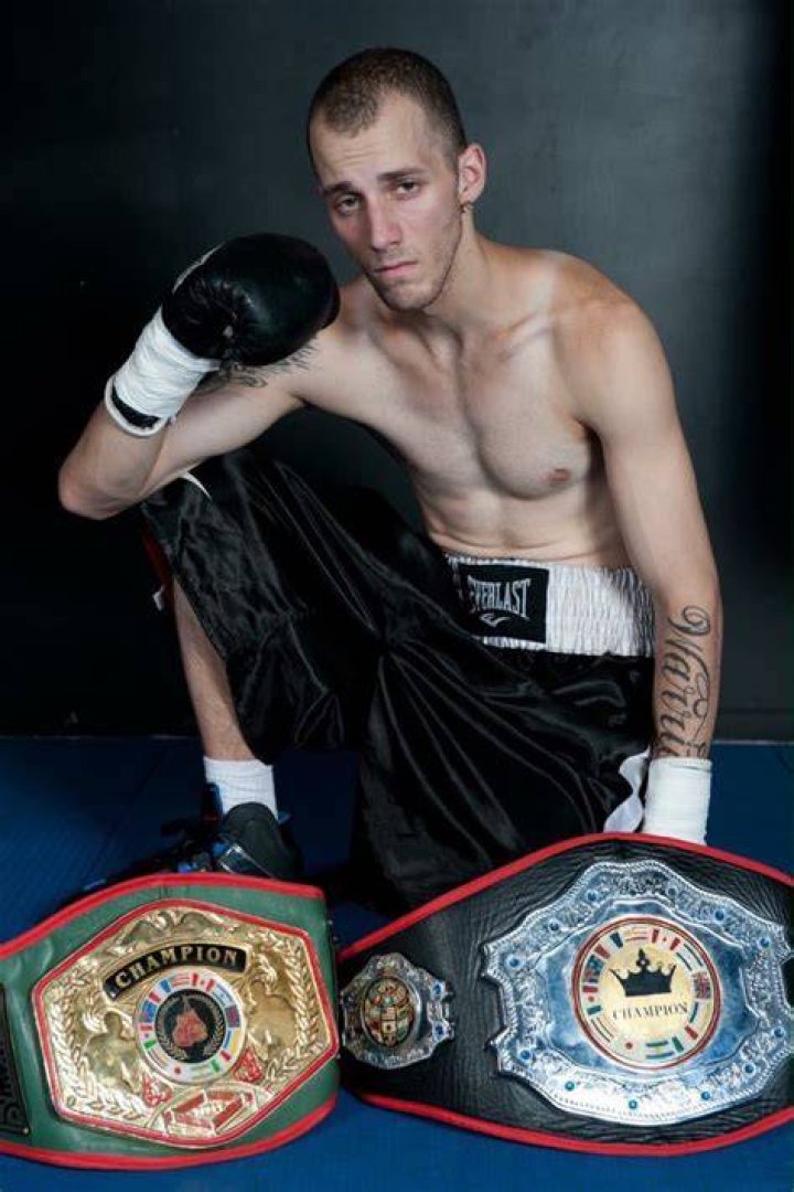 Charlie Zelenoff Wiki Intriguing Story of a Troll Boxer, Wife, Net Worth