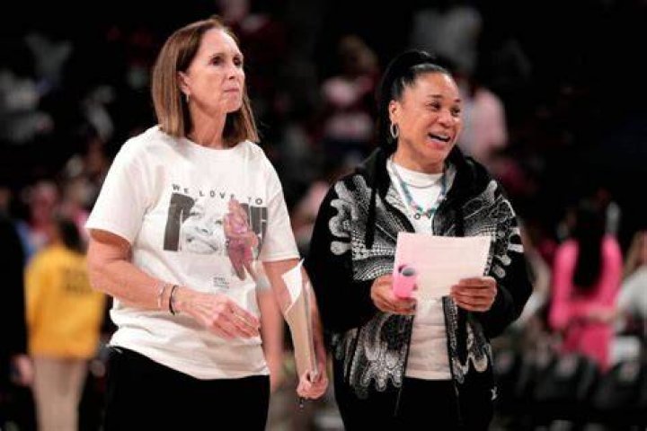 Is Dawn Staley Married to a Husband or Wife?