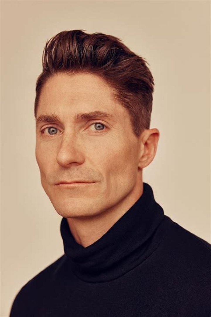 Matthew MacCaull Biography, Height & Life Story Super Stars Bio