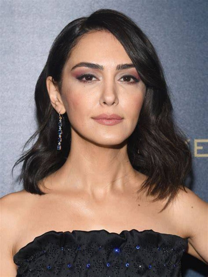 Nazanin Boniadi AdoroCinema