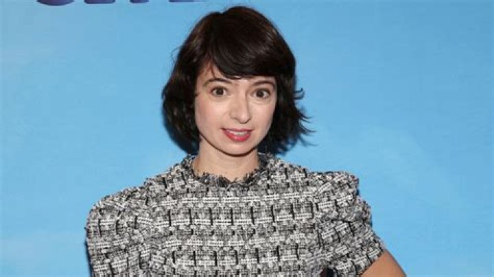 Unveiling The Secrets Of Kate Micucci's Iconic Role In "How I Met Your Mother"